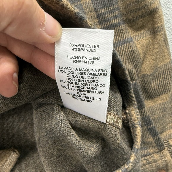 Frye and Co. Flannel Long Sleeve Button Down Shirt - Medium - Picture 5 of 9